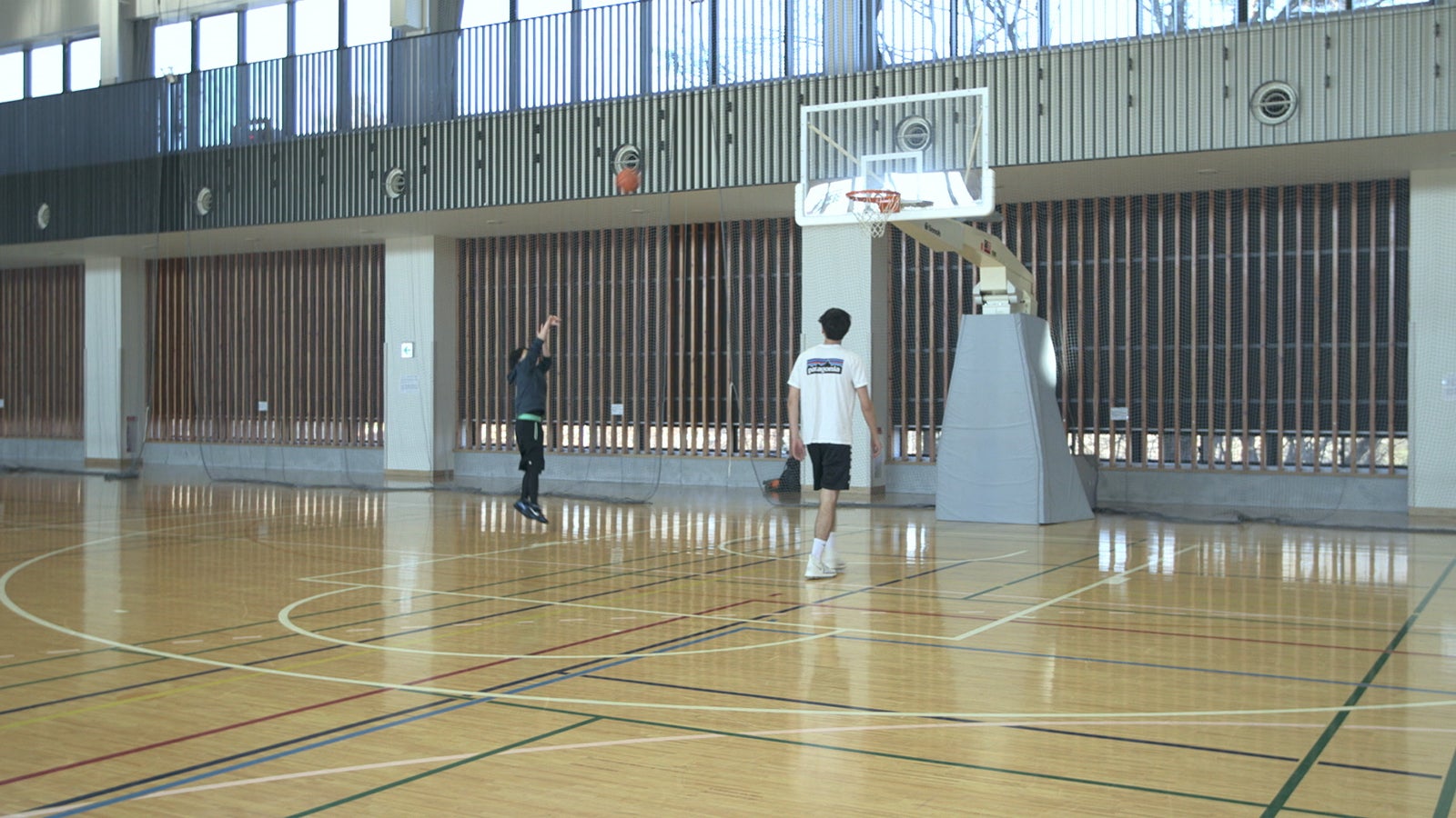 つば冴、至恩「TERRACE HOUSE OPENING NEW DOORS」7th WEEK（C）フジテレビ／イースト・エンタテインメント