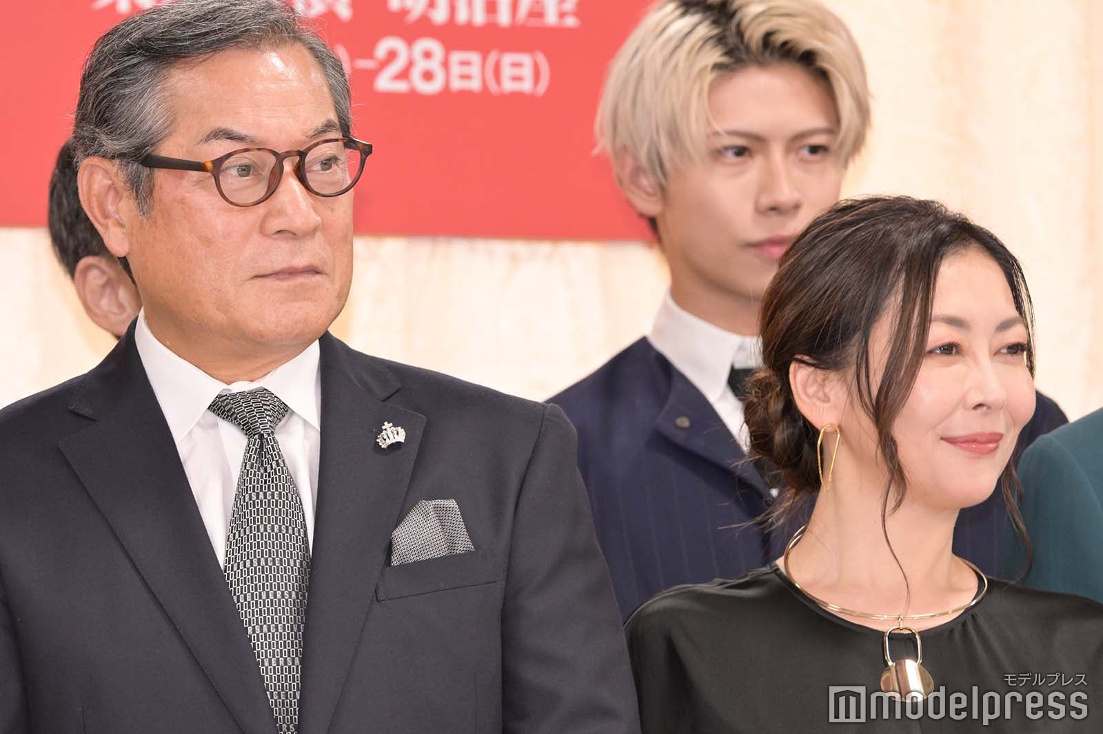 松平健、中山美穂（C）モデルプレス