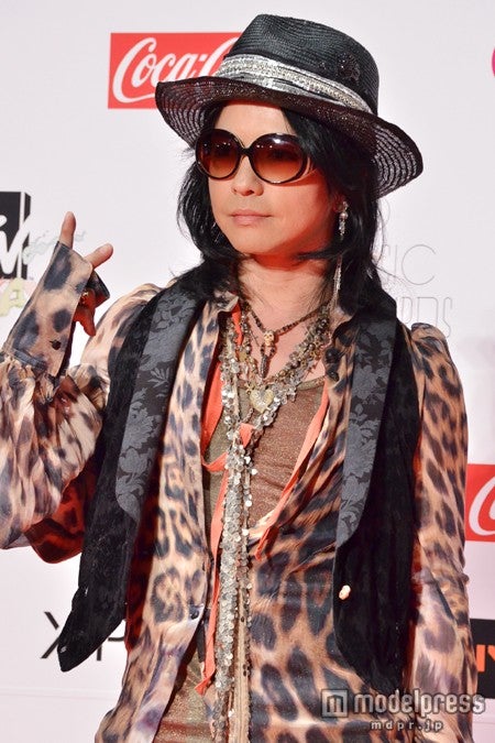 中島美嘉、HYDEのライブ参戦で2ショット公開 NANA「GLAMOROUS SKY