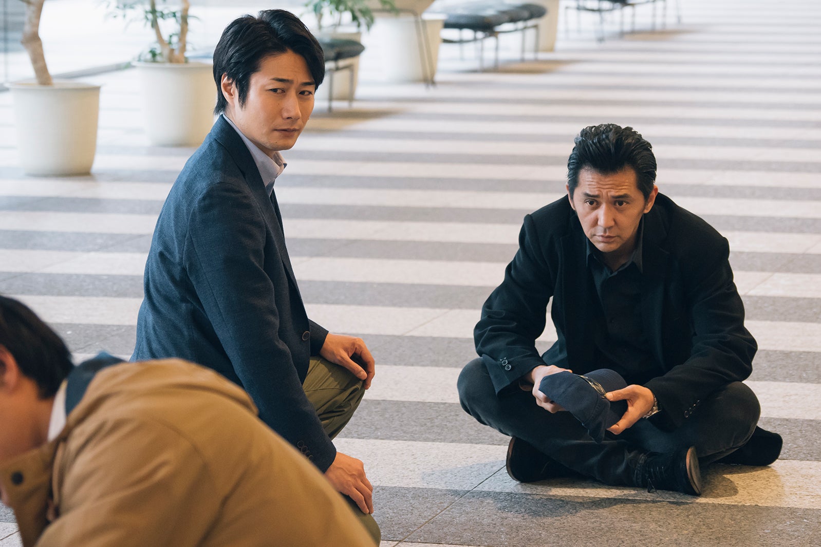 戸次重幸、村上淳／「電影少女」第10話より（C）「電影少女2018」製作委員会