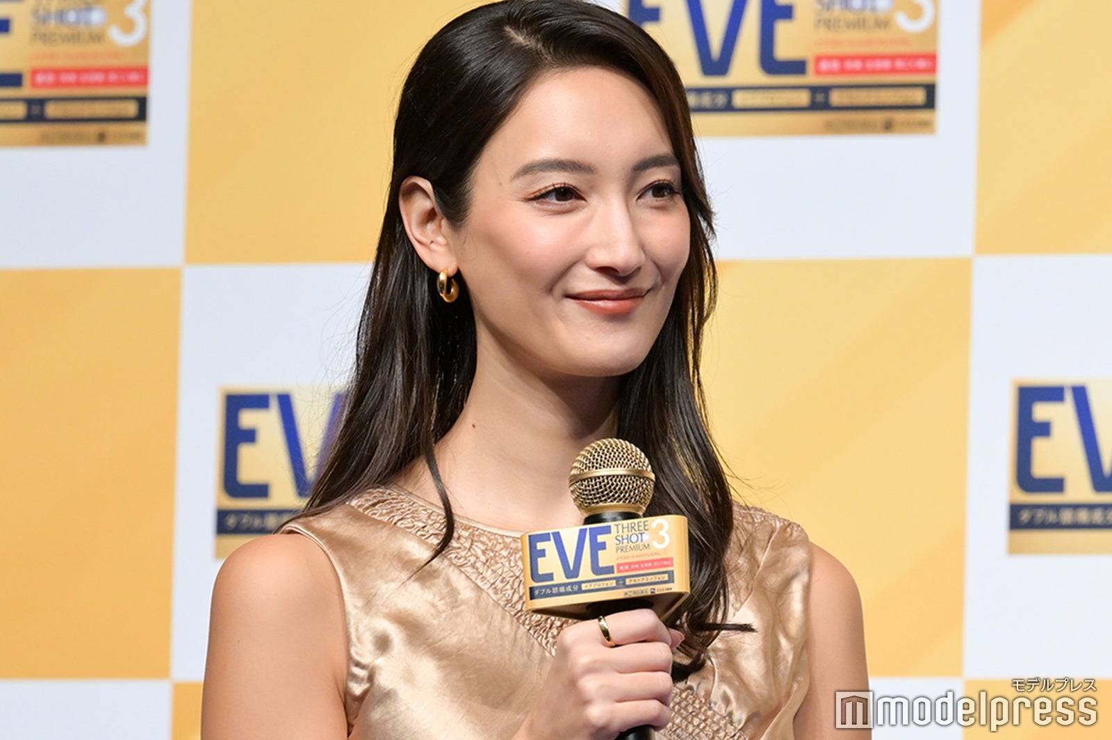 菜々緒（C）モデルプレス