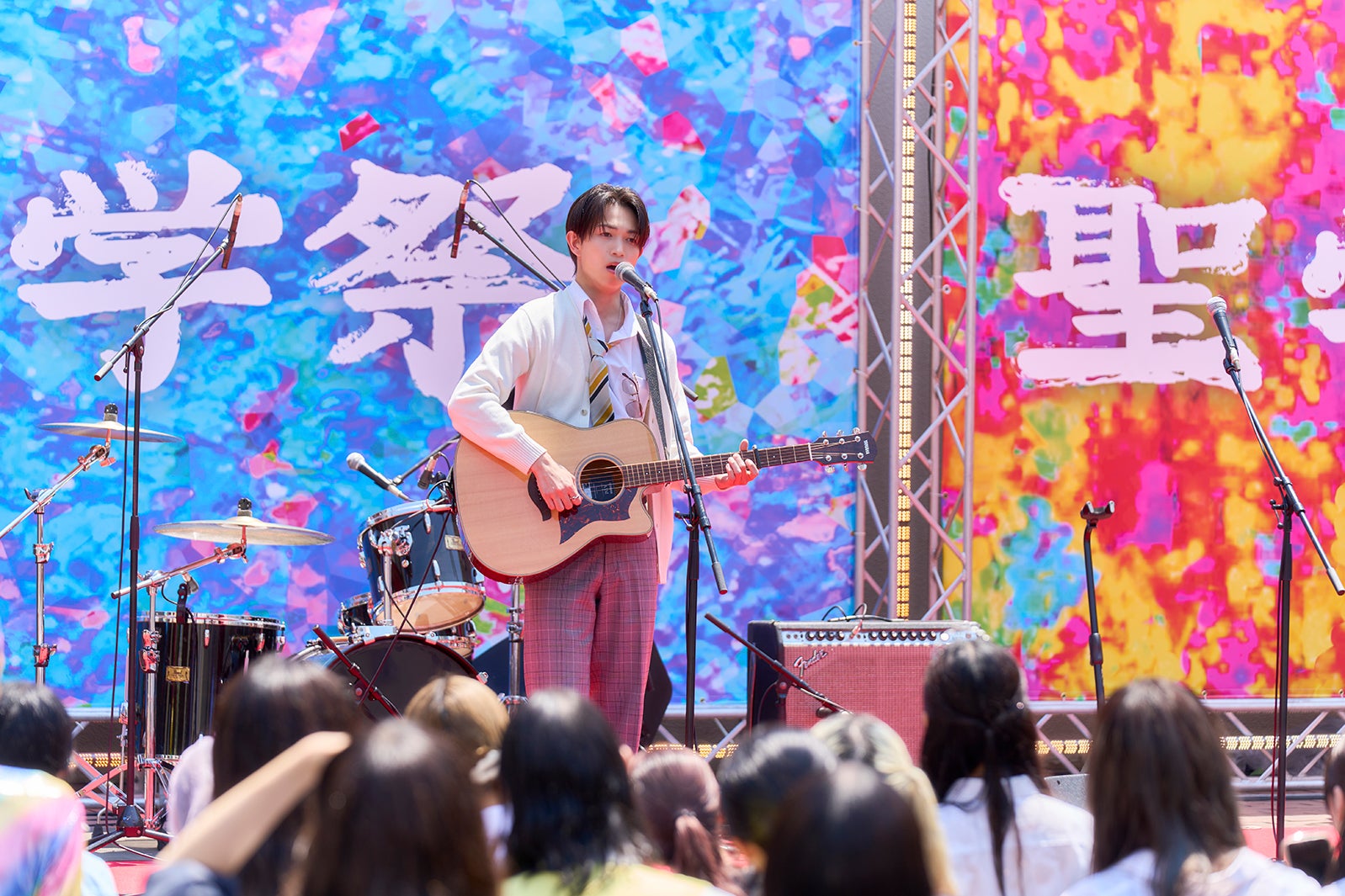 綱啓永（C）映画「女神降臨」製作委員会