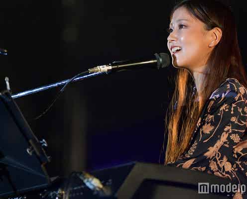 大塚 愛のピアノ弾き語りに聞き惚れる 「さくらんぼ」「プラネタリウム」「金魚花火」…しっとり魅了<MUSIC FES With RACo2017>