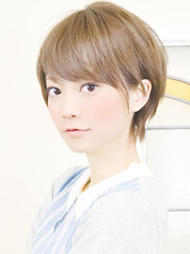 大人気のミルクティーカラーで旬を取り入れよう 明るめ 暗めの髪色までご紹介 モデルプレス 大人気のミルクティーカラーで旬を取り入れよう 明るめ 暗めの髪色までご紹介 モデルプレス
