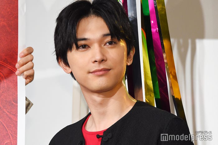 吉沢亮(C)モデルプレス