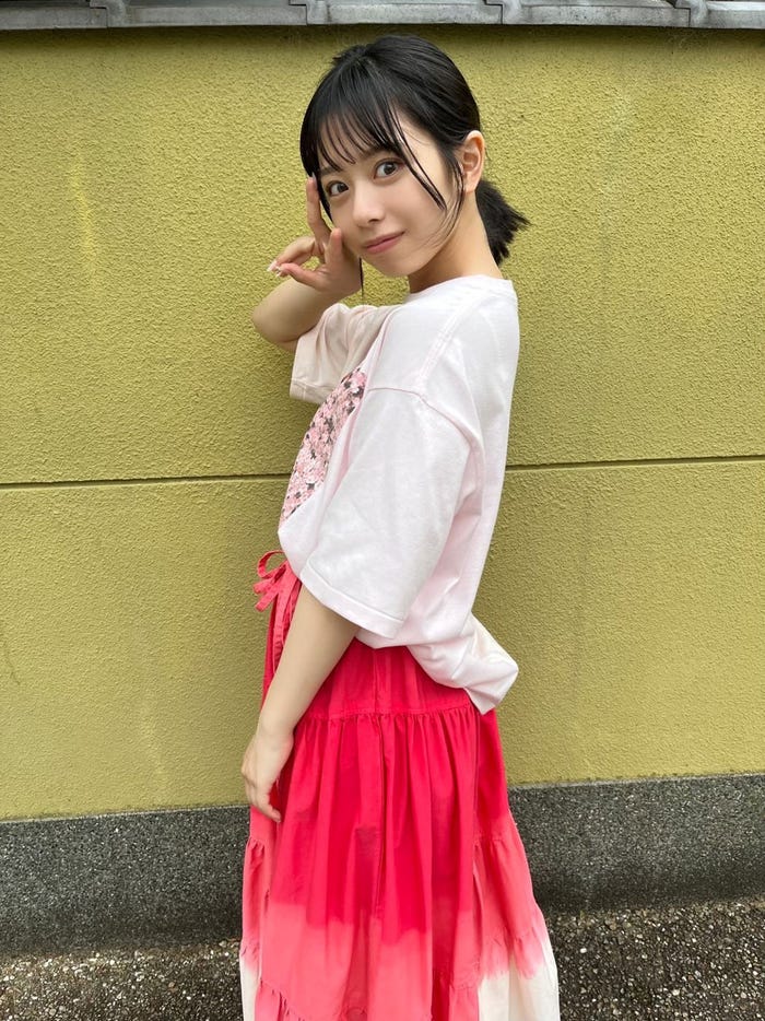 峰島こまき/オフショット/撮影:細居幸次郎