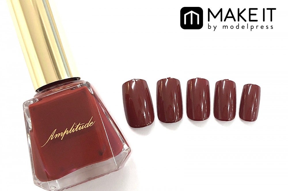 Amplitude／コンスピキュアス ネイルカラー／18 ボルドー／3,500円（税抜） (C)メイクイット