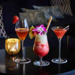 Bar & Lounge Melodyでも3月中は苺を贅沢に使用したカクテルが登場/提供画像