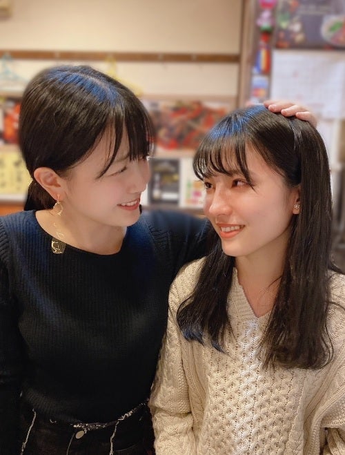 久保史緒里、早川聖来／久保史緒里公式ブログより