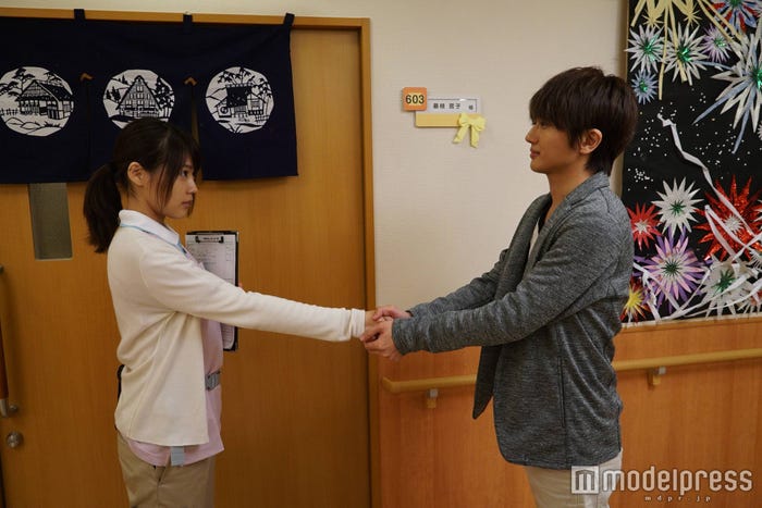「いつかこの恋を思い出してきっと泣いてしまう」第3話・場面カット/有村架純&西島隆弘(画像提供:フジテレビ)