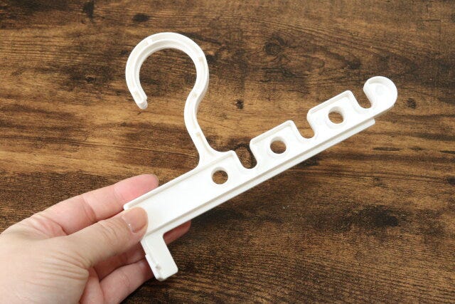 セリア 浴室干しハンガー セリアの浴室干しハンガー