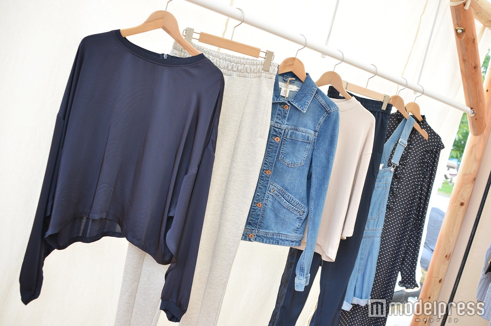 ライフスタイルに溶け込んだアイテムが揃う （C）モデルプレス