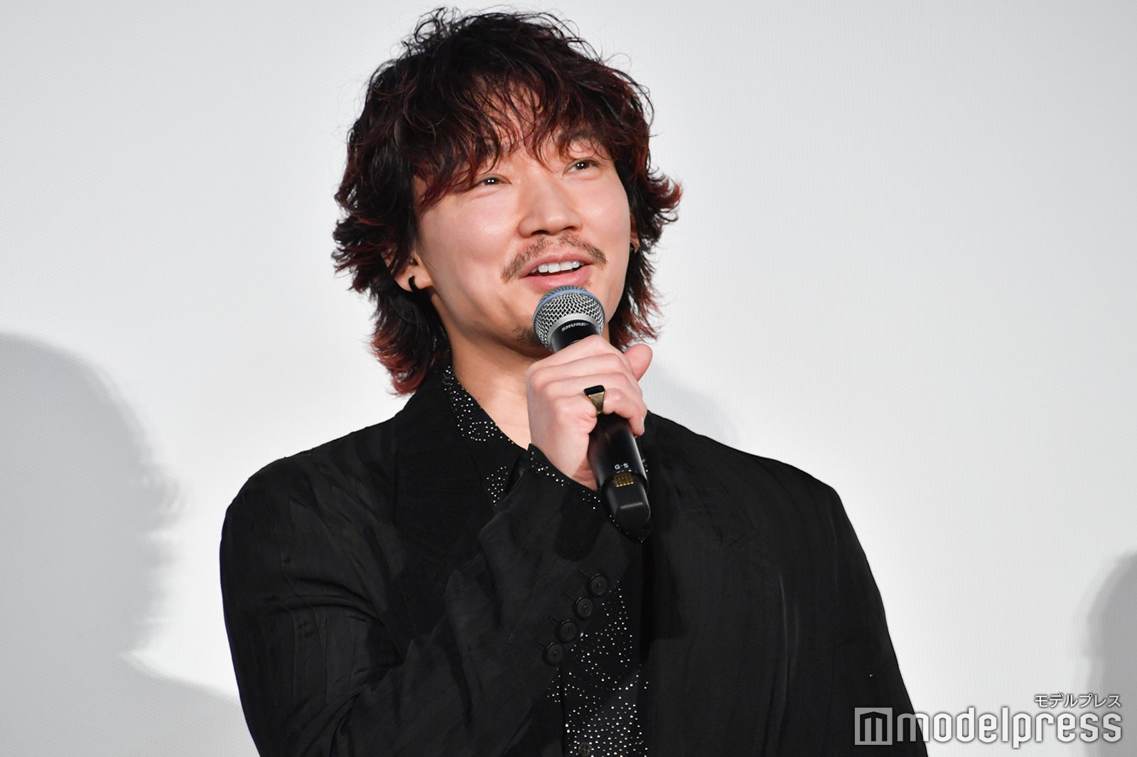 綾野剛（C）モデルプレス