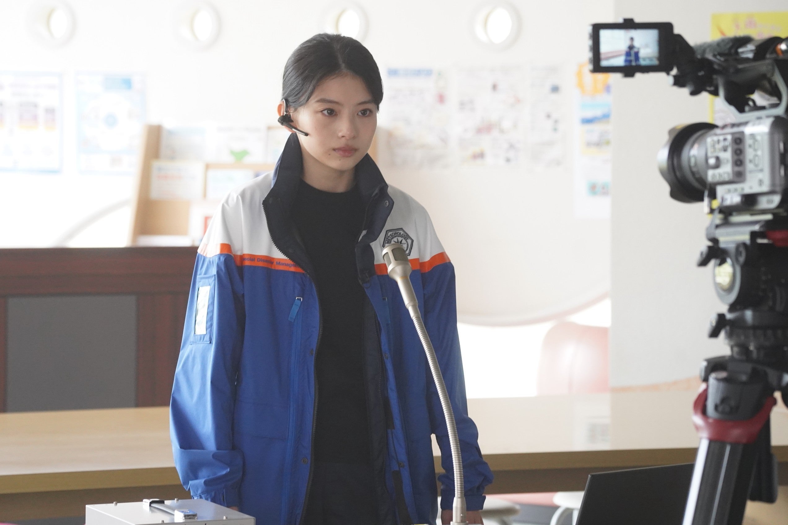 出口夏希「ブルーモーメント」第4話より（C）フジテレビ