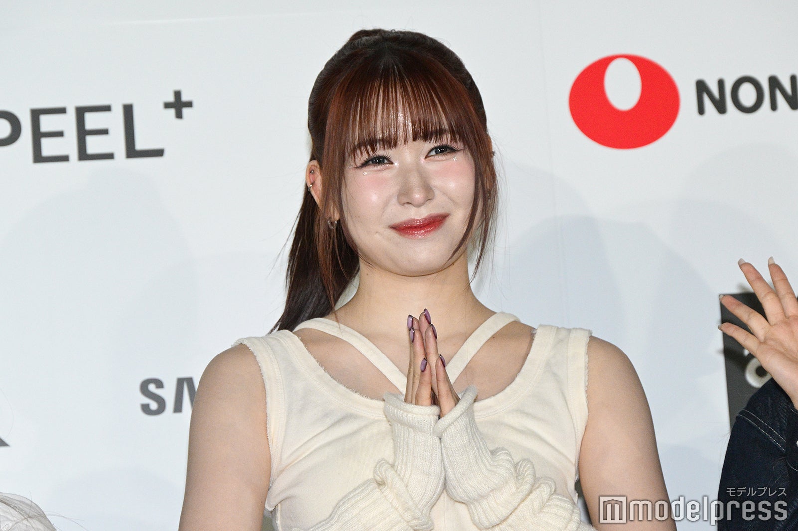 ME:I、デニムルックでレカペ闊歩 MIUは流暢な韓国語で回答＆自分