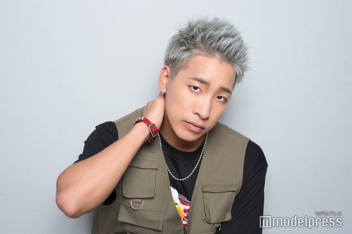 陣 (C)モデルプレス