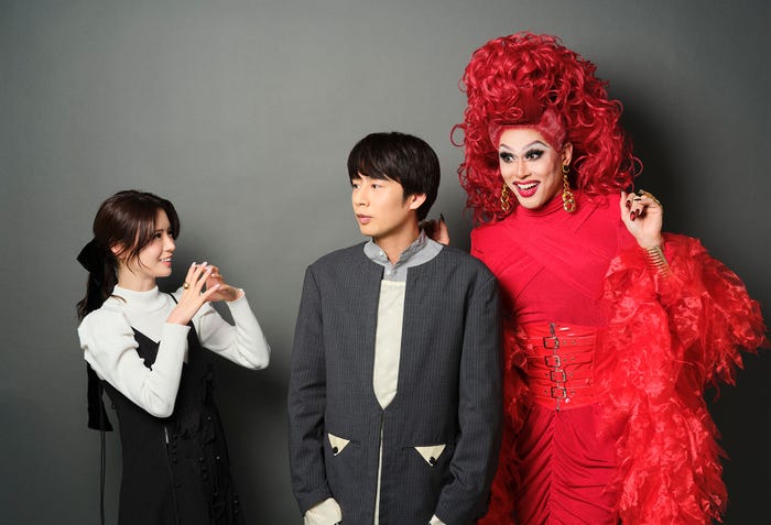 井口綾子、中丸雄一、ドリアン・ロロブリジーダ(C)ABCテレビ