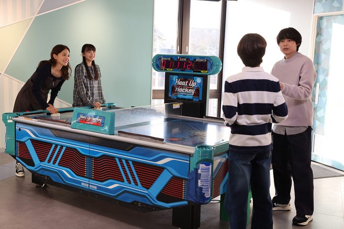 川口春奈、松村北斗ら「アンサンブル」第3話(C)日本テレビ