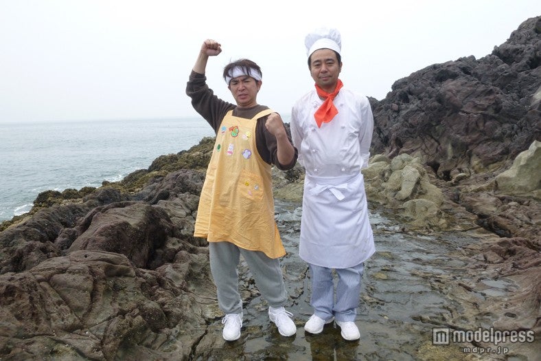 （左から）濱口優、有野晋哉（C）テレビ朝日