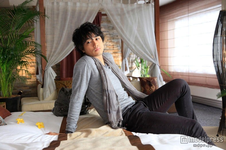 ホテルのスイートルームの一室で行われた撮影