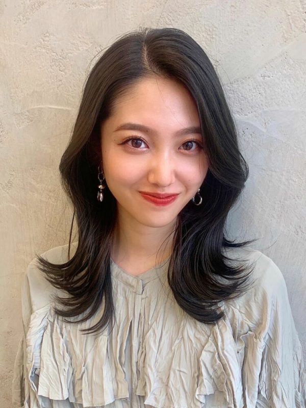 30代に人気のセミロング特集 おしゃれで可愛い 大人のおすすめヘアスタイル モデルプレス 30代に人気のセミロング特集 おしゃれで可愛い 大人のおすすめヘアスタイル モデルプレス