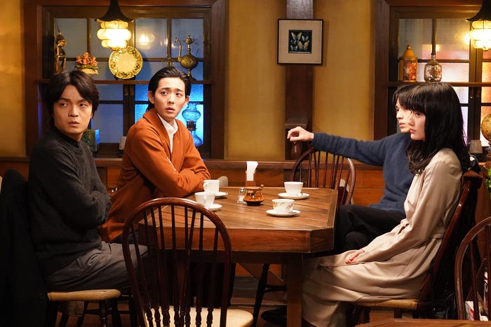 (左から)岡山天音、竜星涼、新田真剣佑、橋本愛(C)日本テレビ