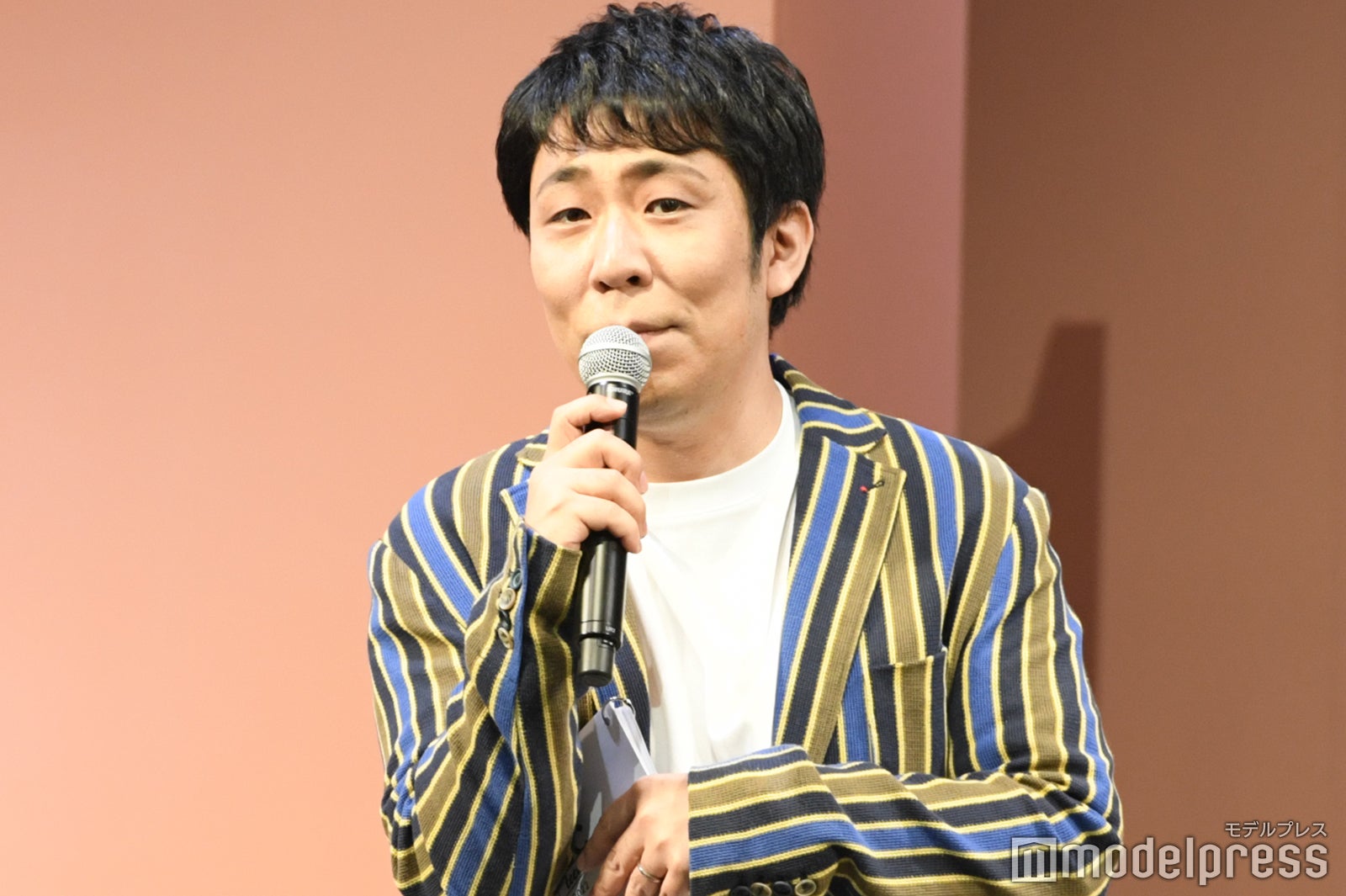 佐藤哲夫（C）モデルプレス