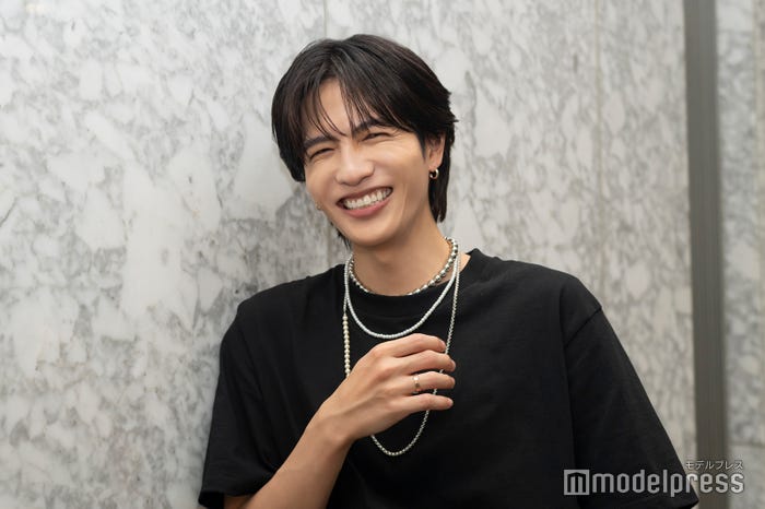 ハードスケジュールでも笑顔を絶やさない志尊淳(C)モデルプレス