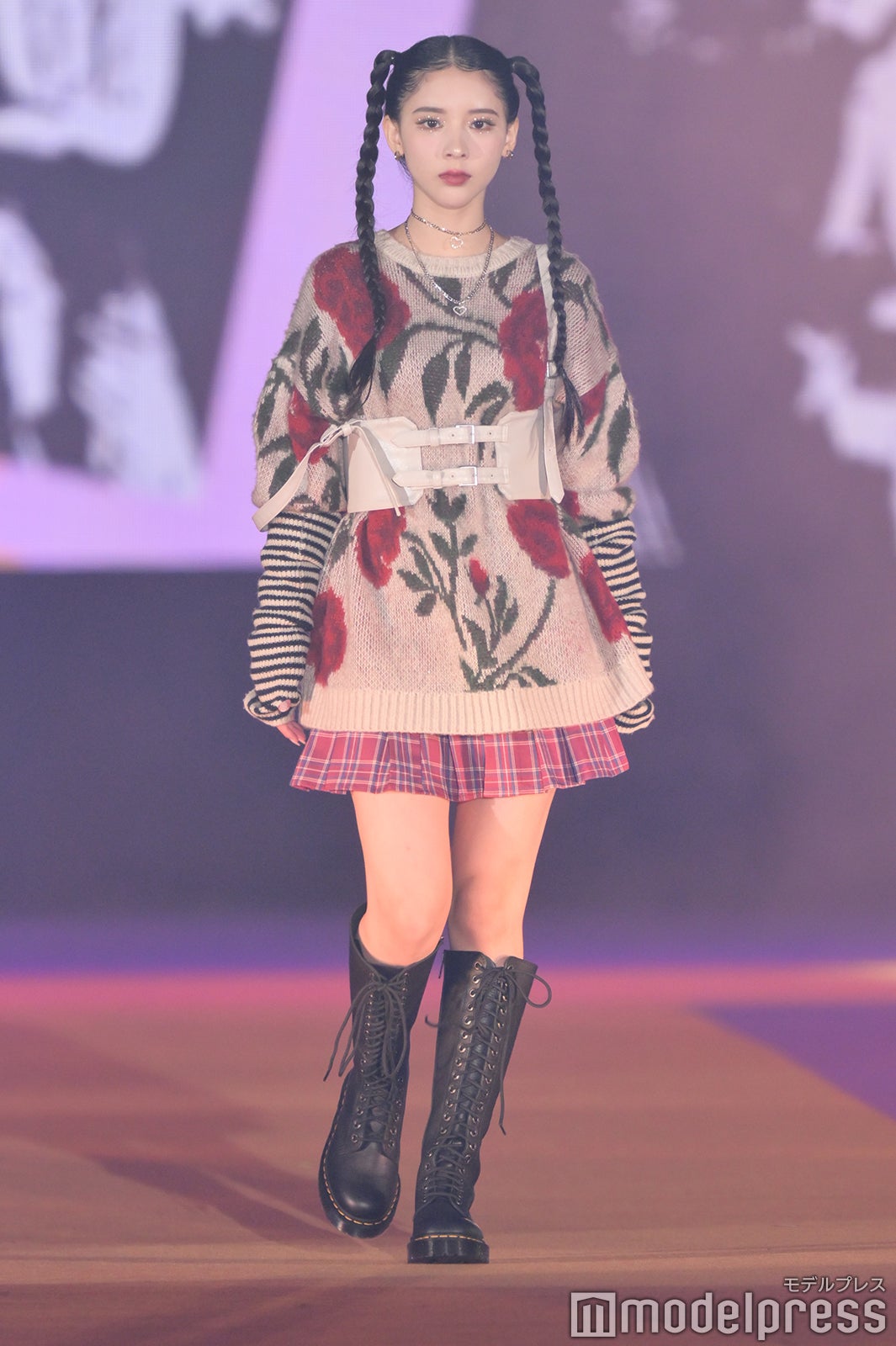 （C）モデルプレス