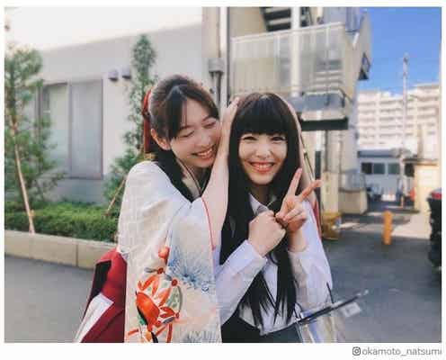 岡本夏美、浜辺美波との密着2ショット公開 堀未央奈「好きな顔の2人が並んでる」