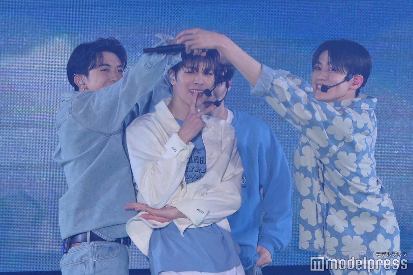 DXTEEN（C）モデルプレス