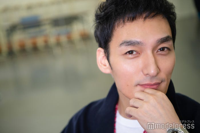 草なぎ剛 (C)モデルプレス