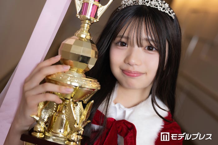 “日本一かわいい高校一年生”なんりさん(C)モデルプレス
