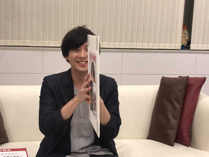 「渡部秀2018年カレンダー制作決定特番」を行った渡部秀(画像提供:所属事務所)