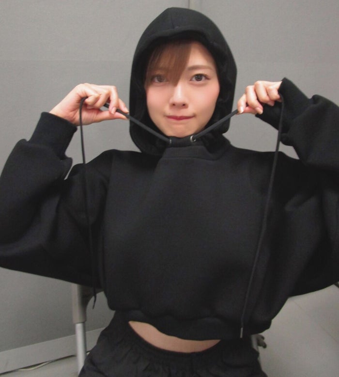 “モジモジくん”風白石麻衣（撮影／若月佑美）（提供写真）