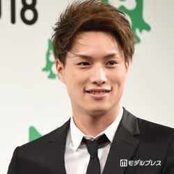 鈴木伸之 今日から俺は 共演の矢本悠馬結婚にコメント グループトークでの会話明かす Blog Of The Year 18 モデルプレス