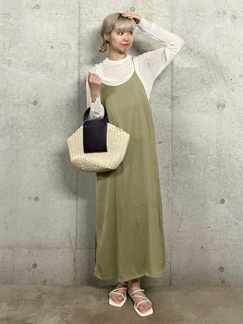 淡色コーデ　夏