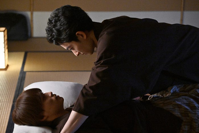 兵頭功海、濱正悟「毒恋~毒もすぎれば恋となる~」第7話(C)「毒恋〜毒もすぎれば恋となる〜」製作委員会