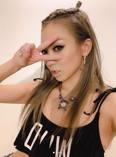 年々可愛い 倖田來未 今日から37歳shot 公開 コーデアイテムに込めた意味明かし反響 最高のママ 最高の奥様 モデルプレス