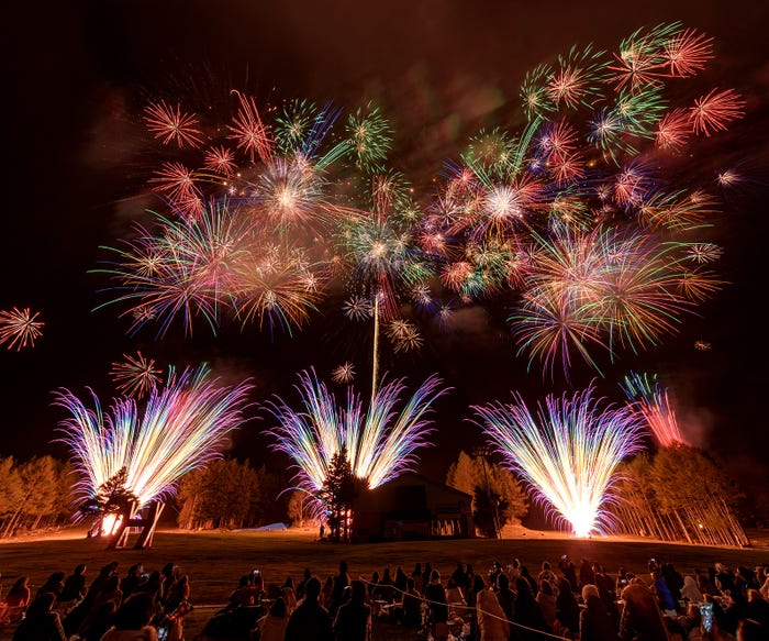 紅屋青木煙火店(提供写真)