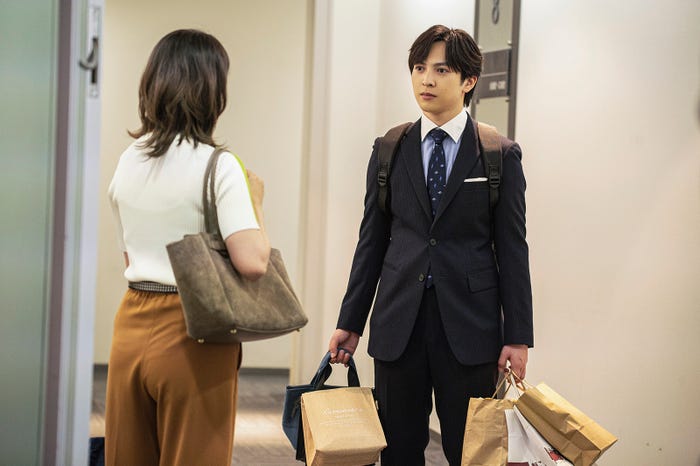桃月なしこ、吉田仁人「溺愛 ~ 実は、最強ヒーロー ~」第1話(C)一城れもん・海咲ねむる/DPNブックス(C) TOKYO MX