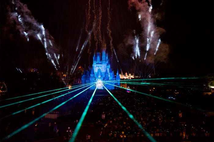 「Celebrate!Tokyo Disneyland」(C)Disney