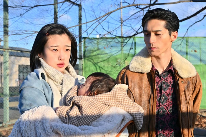 河合優実、錦戸亮「不適切にもほどがある!」第5話より(C)TBS