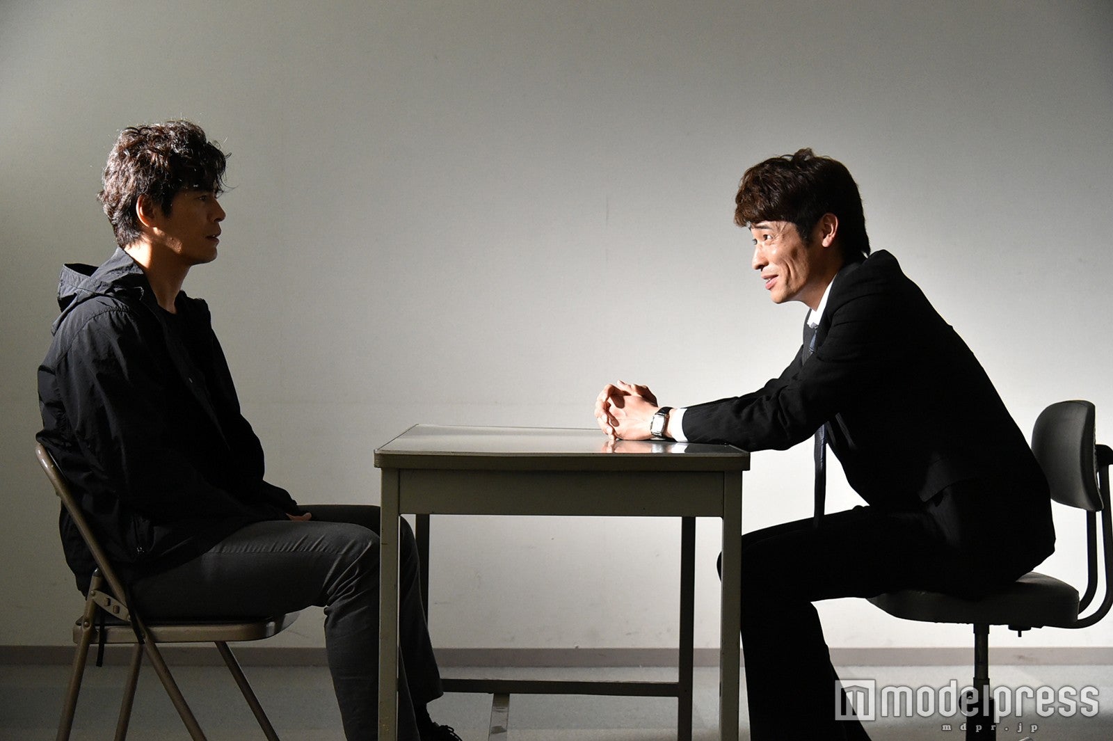 伊藤英明、佐藤隆太「僕のヤバイ妻」場面カット／画像提供：関西テレビ