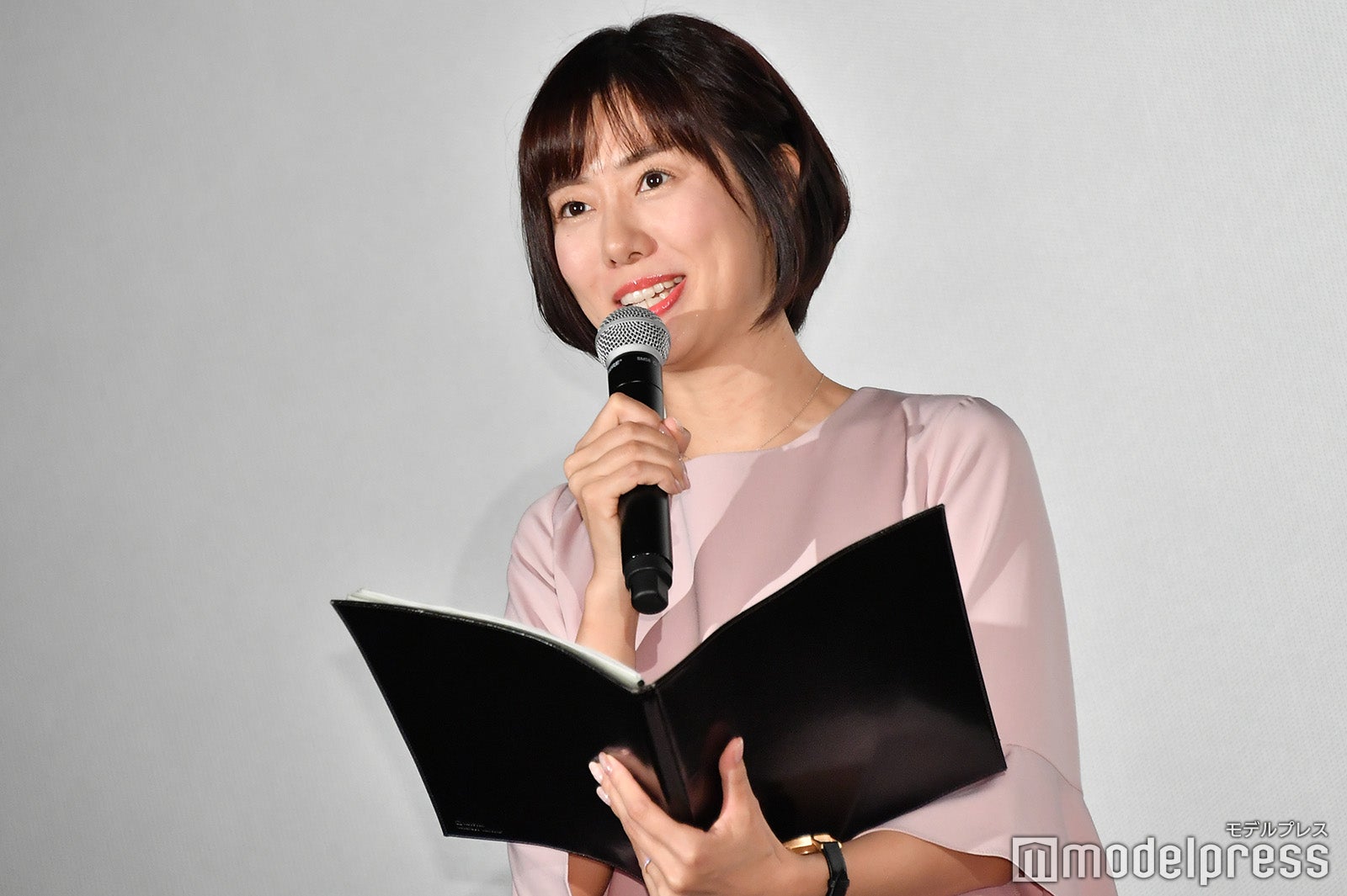 山崎夕貴アナ（C）モデルプレス