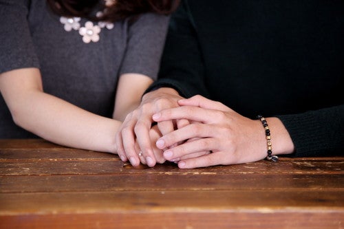 ヤバイ バレそう 女子の二股が発覚しそうになった瞬間 4つ モデルプレス ヤバイ バレそう 女子の二股が発覚しそうになった瞬間 4つ モデルプレス
