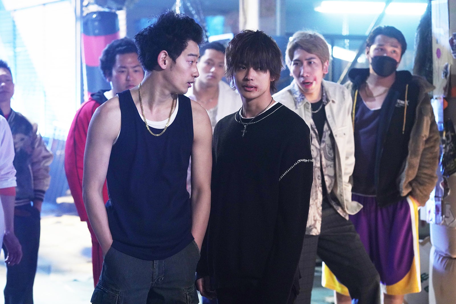 （右）神尾楓珠／「ナンバMG5」第1話より（C）フジテレビ