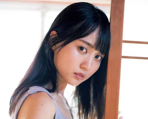 乃木坂46賀喜遥香と過ごす夏の終わり 爽やかグラビアで初表紙<週刊ヤングジャンプ>