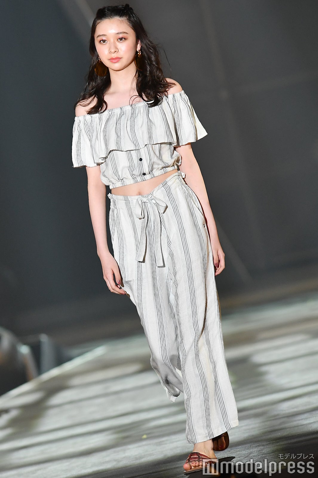 田鍋梨々花（C）モデルプレス