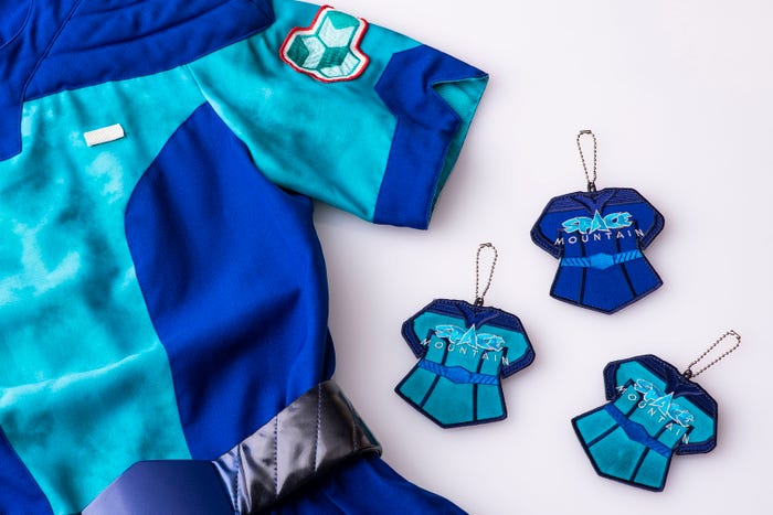 ワッペンバッジ3,500円(C)Disney